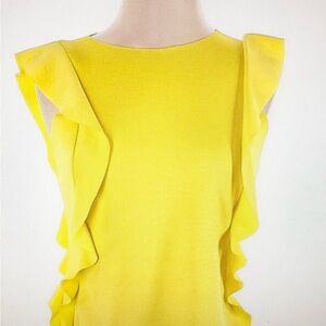 Bebe Yellow Women top size Small- great condition